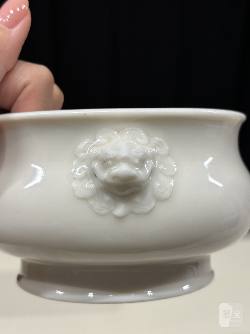 明晚期 德化窑白釉狮耳炉 - 图8